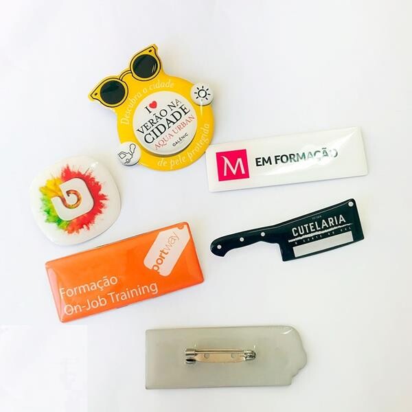 crachás personalizados
